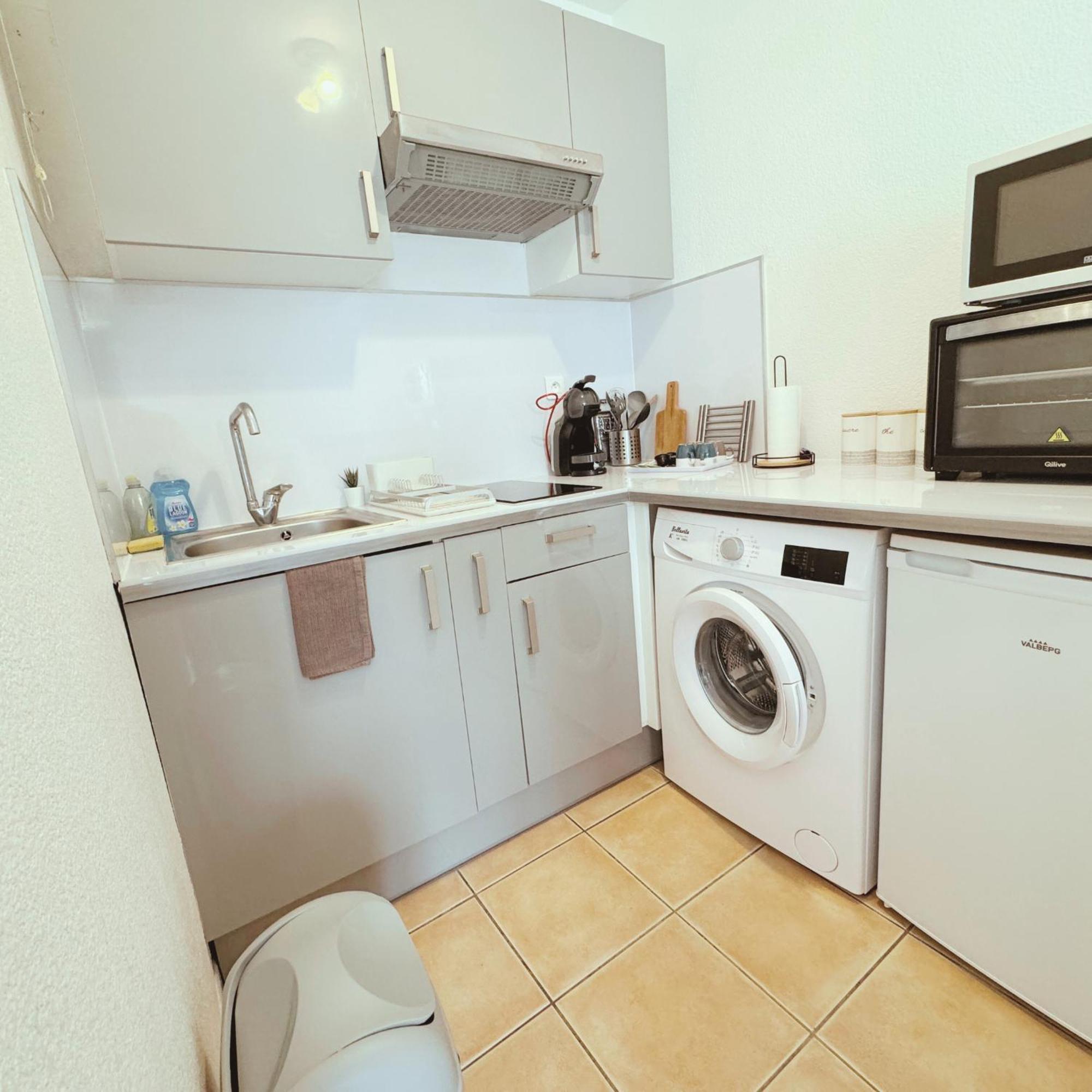 Appartement Residence Prive Avec Parking Wifi Clim Piscine 아비뇽 외부 사진